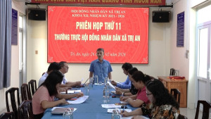 Phiên họp thứ 11 của thường trực Hội đồng nhân dân xã