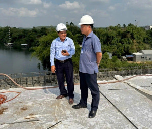 Kiểm tra tiến độ công trình cầu Hiếu Liêm và dự án Nhà máy Thủy điện Trị An mở rộng