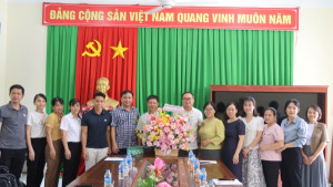 Phường Trị An gặp mặt, chúc mừng Trung tâm Dịch vụ Tổng hợp nhân Ngày Báo chí Cách mạng Việt Nam