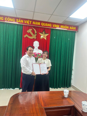 Lễ trao quyết định công nhận đảng viên chính thức của Chi bộ...