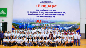 PHÁT HUY TRUYỀN THỐNG 96 NĂM VĂN PHÒNG CẤP ỦY ĐẢNG...