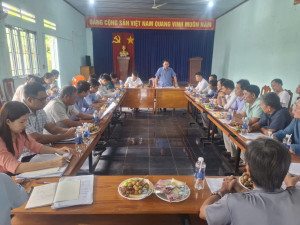 Đoàn công tác của Đảng ủy xã Xuân Định đến thăm và làm việc với Chi bộ ấp Hòa Hợp