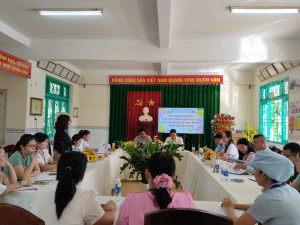 ĐOÀN KIỂM TRA LIÊN NGÀNH XÃ XUÂN ĐỊNH KIỂM TRA HOẠT ĐỘNG GIÁO DỤC VÀ CÔNG TÁC VỆ SINH AN TOÀN THỰC PHẨM TẠI TRƯỜNG MẦM NON BẢO HÒA