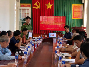 Công an xã Xuân Định phối hợp UBND xã Xuân Định tổ chức tuyên truyền, hướng dẫn nghiệp vụ Phòng cháy, Chữa cháy và cứu nạn, cứu hộ