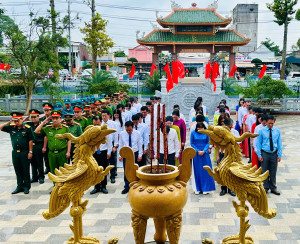 Toàn cảnh lễ viếng Đền thờ Liệt sĩ