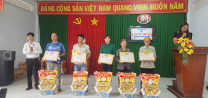 UBND XÃ XUÂN ĐỊNH TỔ CHỨC CHÚC THỌ, MỪNG THỌ  NGƯỜI CAO TUỔI...