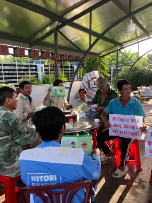Các ấp trên địa bàn xã Xuân Đông thực hiện "Ngày cuối tuần phòng chống sốt xuất huyết"
