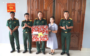 Quân khu 7 trao nhà tình nghĩa
