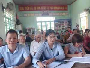 phụ nu vay von