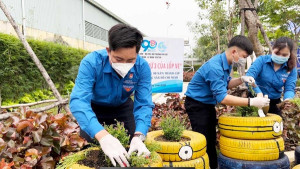 Ngày truyền thống Hội liên hiệp thanh niên Việt Nam (15 tháng 10)
