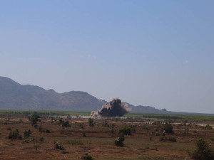 Thông báo bắn đạn thật