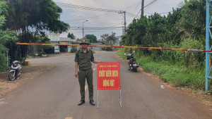 UBND xã Xuân Đông Quyết định về việc công bố Bệnh dịch tả gia súc nhỏ loài nhai lại (trên đàn dê) tại tổ 2, ấp 11 xã Xuân Đông)