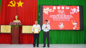 CHƯƠNG TRÌNH TRAO TẶNG QUÀ TẾT CHO HỘ DÂN CÓ HOÀN CẢNH KHÓ KHĂN TRÊN ĐỊA BÀN TỈNH ĐỒNG NAI