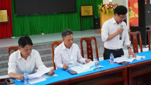 XÃ XUÂN ĐÔNG TỔ CHỨC CÔNG KHAI DỰ ÁN THU HỒI ĐẤT CÁC HỘ DÂN CÓ ĐẤT NẰM TRONG DỰ ÁN NÂNG CẤP, MỞ RỘNG TUYẾN ĐƯỜNG DT.773 ĐOẠN QUA XÃ XUÂN ĐÔNG.