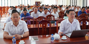 CÁN BỘ, ĐẢNG VIÊN XÃ XUÂN ĐÔNG TÍCH CỰC NGHIÊN CỨU, HỌC TẬP VÀ TRIỂN KHAI NGHỊ QUYẾT HỘI NGHỊ LẦN THỨ HAI BAN CHẤP HÀNH TRUNG ƯƠNG ĐẢNG KHÓA XIV