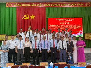 Đảng ủy xã Xuân Đông công bố quyết định thành lập mới 7 chi bộ ấp sau sắp xếp đơn vị hành chính