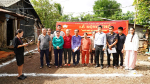 LỄ KHỞI CÔNG XÂY DỰNG NHÀ CHO 02 GIA ĐÌNH CÓ HOÀN CẢNH KHÓ KHĂN VỀ NHÀ Ở TRÊN ĐỊA BÀN XÃ.