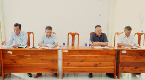 ĐẢNG ỦY, ỦY BAN NHÂN DÂN XÃ XUÂN ĐÔNG LÀM VIỆC VỚI CÔNG TY CẤP NƯỚC GIA TÂN.