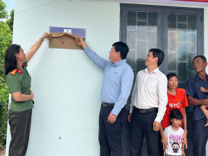 LỄ BÀN GIAO 2 “NHÀ TÌNH THƯƠNG” – LAN TỎA TINH THẦN NHÂN ÁI, CHUNG TAY VÌ CỘNG ĐỒNG