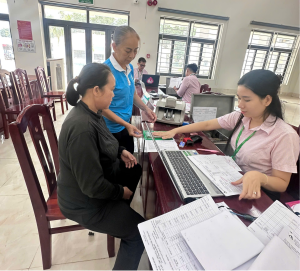 GƯƠNG ĐIỂN HÌNH QUẢN LÝ TỔ TIẾT KIỆM  & VAY VỐN NGÂN HÀNG CHÍNH SÁCH TIÊU BIỂU CỦA HỘI LHPN XÃ
