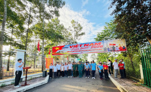 XÃ XUÂN ĐƯỜNG _ HƯỞNG ỨNG CHƯƠNG TRÌNH ĐI BỘ  "CÙNG VIỆT NAM TIẾN BƯỚC, QUYẾT TÂM VÌ MỘT TƯƠNG LAI TƯƠI SÁNG"