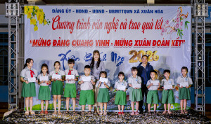 Trao hoc bong 2