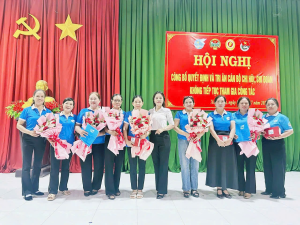 KIỆN TOÀN CÁC CHI HỘI CHI ĐOÀN CƠ SỞ ẤP TRÊN ĐỊA BÀN XÃ XUÂN HÒA