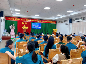 CHI BỘ QUÂN SỰ XÃ XUÂN HÒA THAM GIA HỌC TẬP TRỰC TUYẾN NGHỊ QUYẾT SỐ 16-NQ/TW