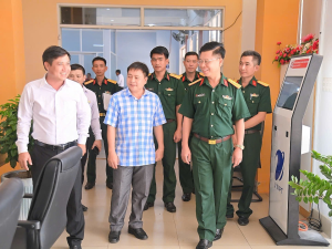 CHÍNH ỦY BỘ CHQS THÀNH PHỐ ĐỒNG NAI GHÉ THĂM, ĐỘNG VIÊN BAN CHQS XÃ XUÂN HÒA