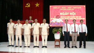 PHƯỜNG XUÂN LẬP NGÀY HỘI TOÀN DÂN BẢO VỆ AN NINH TỔ QUỐC NĂM 2025 - KỶ NIỆM 80 NĂM NGÀY TRUYỀN THỐNG CÔNG AN NHÂN DÂN