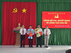 Lễ công bố các quyết định về công tác cán bộ