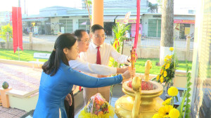 PHƯỜNG XUÂN LẬP VIẾNG NHÀ BIA LIỆT SĨ NHÂN KỶ NIỆM 96 NĂM NGÀY THÀNH LẬP ĐẢNG CỘNG SẢN VIỆT NAM (03/02/1930 - 03/02/2026)