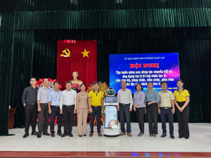PHƯỜNG XUÂN LẬP HỘI...