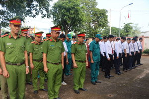 Chủ tịch xã Xuân Lộc dâng hương, viếng Đền liệt sỹ Bảo Chánh (Xuân Thọ cũ)