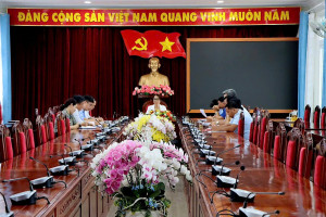 Đồng chí Ngô Thị An, Phó Bí thư Thường trực Đảng ủy chủ trì họp rà soát tiến độ thực hiện nhiệm vụ