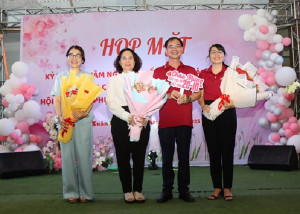 Đảng ủy xã Xuân Lộc họp mặt kỷ niệm 95 năm Ngày truyền thống các Ban Xây dựng Đảng và Văn phòng cấp ủy, 95 năm Ngày thành lập Hội Liên hiệp Phụ nữ Việt Nam