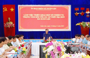 Chủ tịch UBND xã Lê Khắc Sơn làm việc với 31 ấp về một số nhiệm vụ trọng tâm