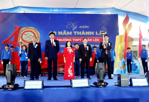 Trường THPT Xuân Lộc long trọng kỷ niệm 40 năm thành lập