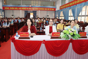 Xuân Lộc dự xem truyền hình trực tiếp Hội nghị quán triệt 2 nghị quyết của Bộ Chính trị