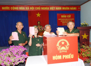Đến 10 giờ 45 phút ngày 15/3, xã Xuân Lộc có 86,05% cử tri tham gia bỏ phiếu