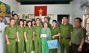 Tuổi trẻ Xuân Lộc và lực lượng Công an tổ chức hoạt động tri ân nhân dịp các ngày lễ lớn