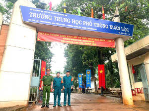 Công an phường Xuân Lộc: Đồng hành và tiếp sức cho các sĩ tử trong kỳ thi tuyển sinh lớp 10