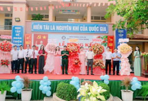 Xuân Lộc: Rộn ràng Lễ tổng kết năm học và ra trường cho học sinh lớp 5