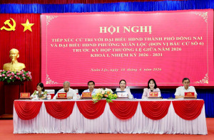 Đại biểu HĐND thành phố Đồng Nai và đại biểu HĐND phường tiếp xúc cử tri phường Xuân Lộc
