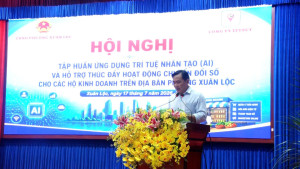 Phường Xuân Lộc tập huấn ứng dụng trí tuệ nhân tạo (AI) và thúc đẩy chuyển đổi số cho các hộ kinh doanh