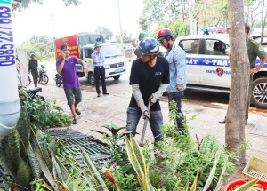 Xuân Lộc tăng cường xử lý lấn chiếm hành lang an toàn giao thông, lập lại trật tự đô thị