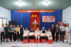 Phường Xuân Lộc tổ chức mừng thọ 29 người cao tuổi nhân dịp tròn 90 tuổi