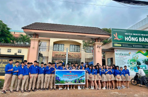 Tuổi trẻ phường Xuân Lộc ra quân Ngày cao điểm “Tình nguyện...
