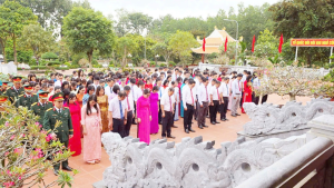 Phường Xuân Lộc viếng các Đền thờ Liệt sĩ kỷ niệm 81 năm...