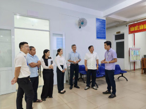 Ủy ban MTTQ Việt Nam phường Xuân Lộc giám sát tại Trung tâm Phục vụ hành chính công phường